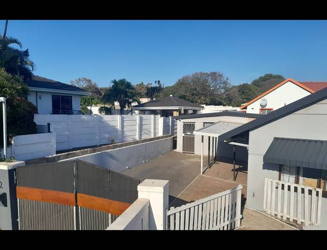 3 BEDROOM HOUSE FOR SALE IN BLUFF